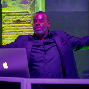 DJ Omaur Bliss