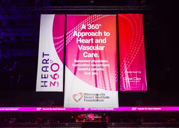 heart 360 concert banner